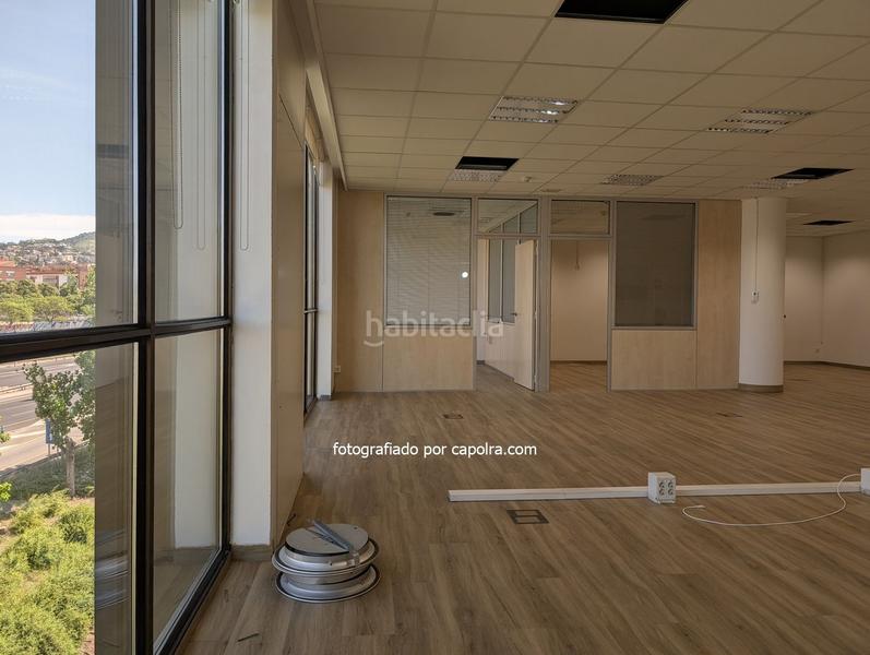 Foto 97686bd3-c988-4240-8381-1a680c78b900. Location bureau dans frederic mompou 5 dans Centre Sant Just Desvern