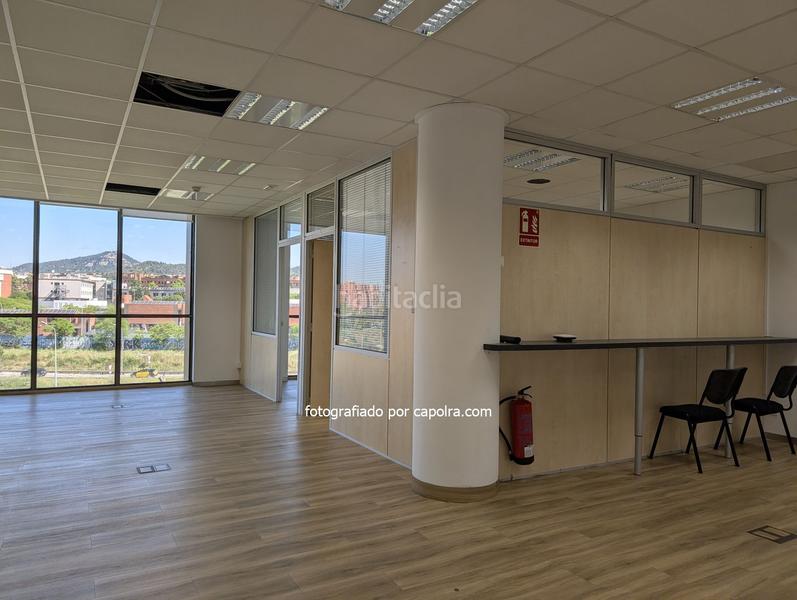 Foto aff6fe62-5e45-4460-8a21-059337b25b01. Location bureau dans frederic mompou 5 dans Centre Sant Just Desvern