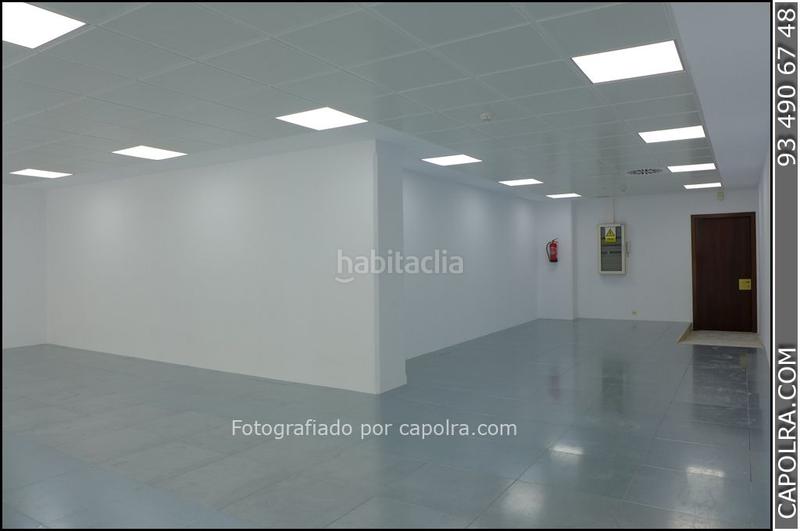 Foto 345944b4-ba8d-4272-b70a-8ca6445762f7. Lloguer oficina amb calefacció a Barri de les Corts Barcelona