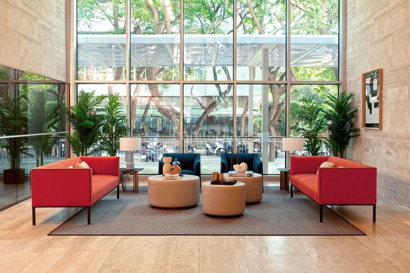 Foto 675d287f-8d8b-4128-9d27-e363beb2fd17. Lloguer oficina amb calefacció a Barri de les Corts Barcelona