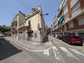 Terreny residencial a Garrotxa 21. Solar en venta en barcelona hortaguinardo para vivienda plurifam