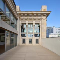 Rent Office space  Rambla catalunya. Oficina en alquiler con terraza privativa