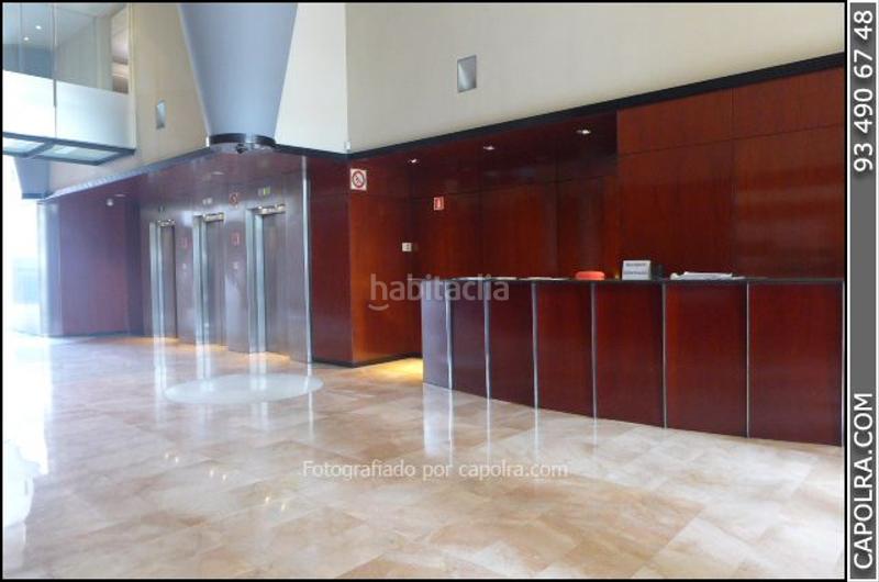 Foto 2b86c27f-2573-4f8d-bc4f-aa589255dd59. Alquiler oficina en edificio exclusivo de oficinas en Barcelona