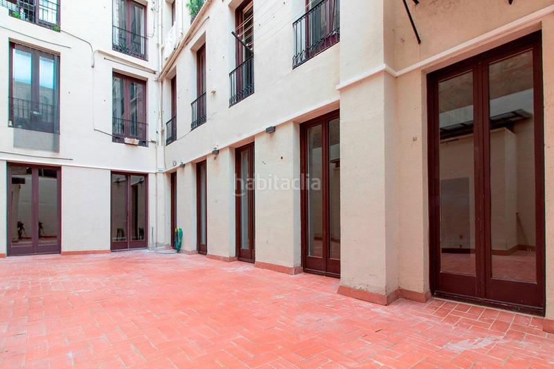Foto bd1b895d-f1e2-47b5-8d46-a6d057076c63. Alquiler oficina  en alquiler en ciutat vella en Barcelona