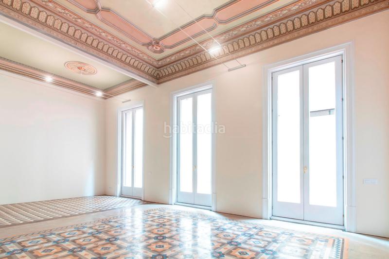 Foto 2b777d98-983f-4a6d-9d76-2d72f073c30e. Rent office space with heating in Gòtic Barcelona