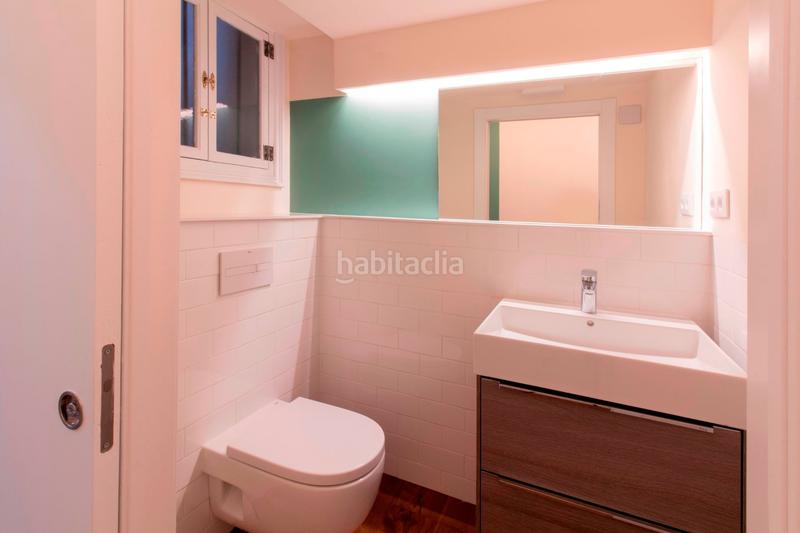 Foto 54df6722-9f49-45e2-862f-c28c95abc1df. Rent office space with heating in Gòtic Barcelona