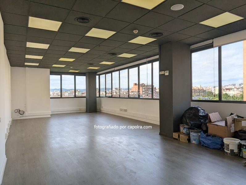 Foto 80965ecb-258f-4e45-8257-c04110aca5bb. Lloguer oficina amb calefacció a Santa Eulàlia Hospitalet de Llobregat (L´)