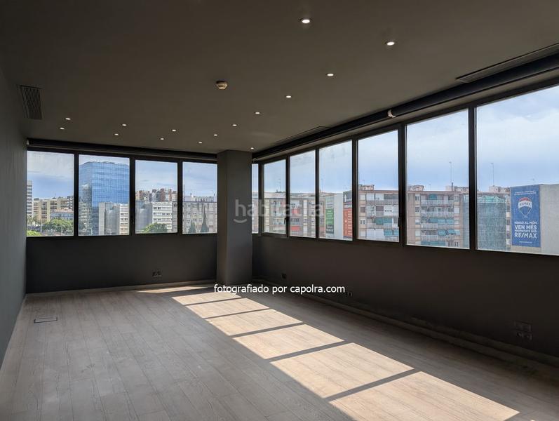 Foto 6d3d864e-fb4c-4ced-abbf-3416126d24b1. Location bureau avec chauffage dans Santa Eulàlia Hospitalet de Llobregat (L´)