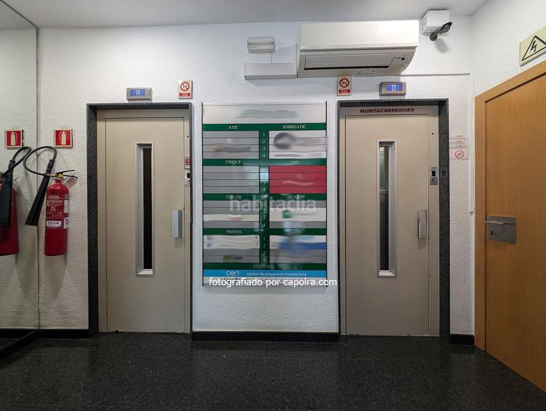 Foto 2af51c5b-3e98-4090-bccb-1b793bbc3785. Rent office space with heating in Sant Antoni Barcelona