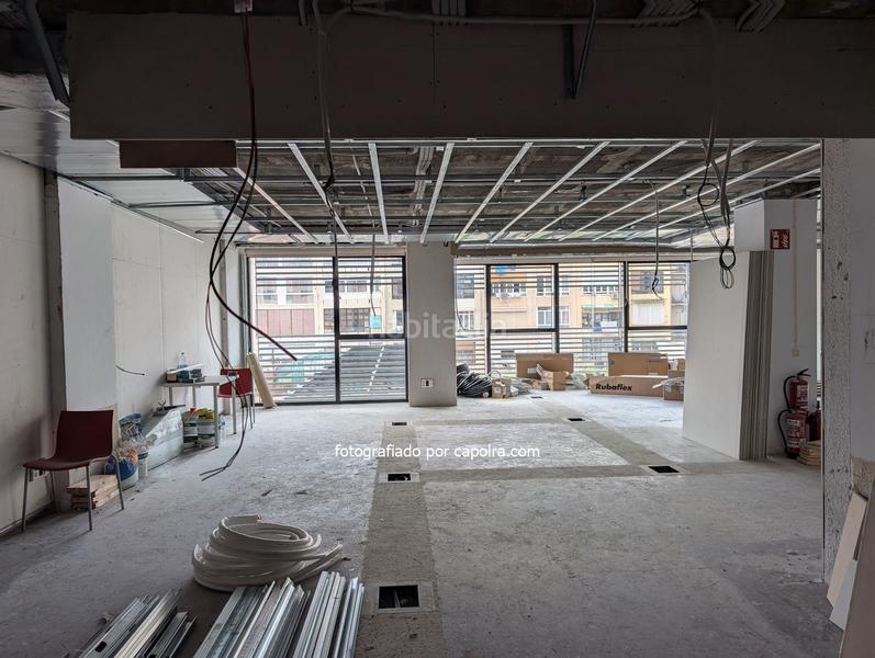 Foto eac7d348-5e8d-404f-bb29-6c68d9d10681. Miete büro mit heizung in L´Antiga Esquerra de l´Eixample Barcelona