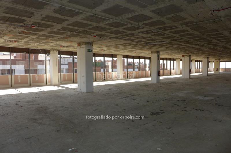 Foto 6a1de921-db9e-4290-8736-d659c05e0d1c. Alquiler oficina  en alquiler en fructuós gelabert con terraza comunitaria en Sant Joan Despí