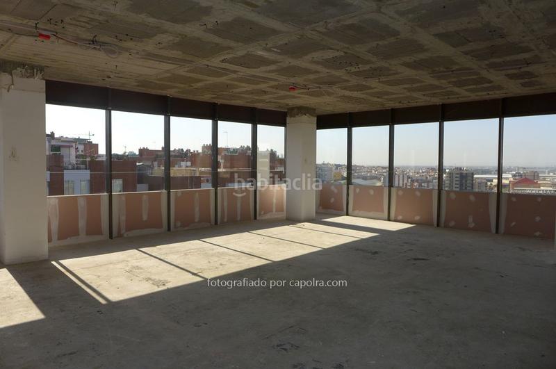 Foto b9336876-dd82-4507-b88e-344878d37fdc. Miete büro mit heizung in Sant Joan-TV3 Sant Joan Despí