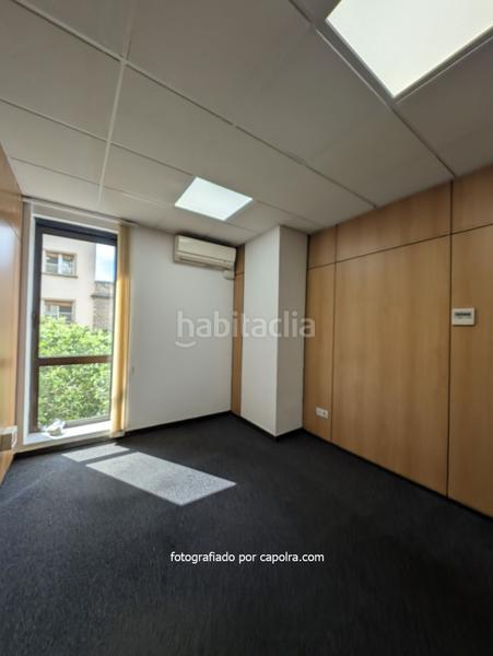 Foto f6498e0e-0f73-4c14-bf16-e05bf3c5b738. Lloguer oficina amb calefacció a Dreta de l´Eixample Barcelona