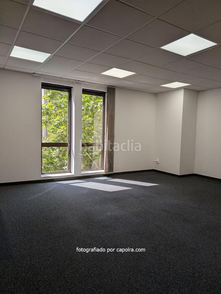 Foto 6e2a7dd2-4104-49cc-973e-18176ae8e796. Location bureau avec chauffage dans Dreta de l´Eixample Barcelona