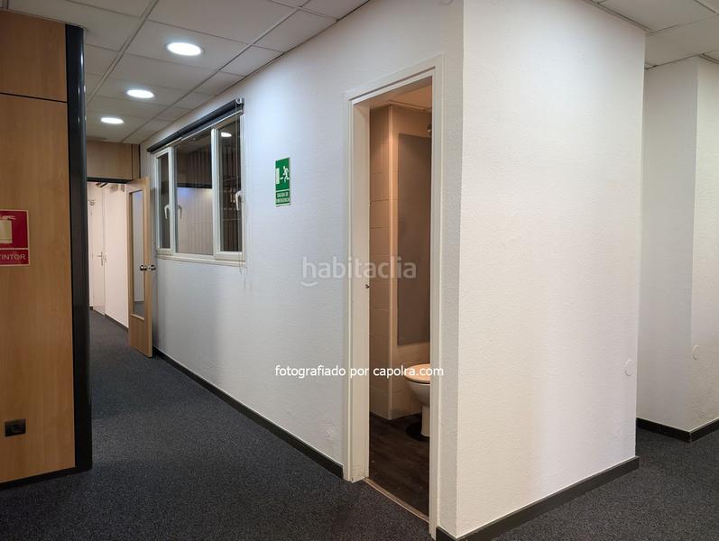 Foto eb39231f-d5ec-438a-b510-9db0fa5a19a6. Location bureau avec chauffage dans Dreta de l´Eixample Barcelona