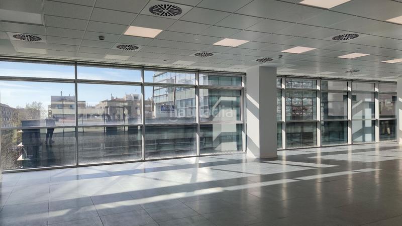 Foto cf4ba574-71e3-4994-a425-65606976186d. Rent office space with heating in Diagonal Mar i el Front Marítim del Poblenou Barcelona