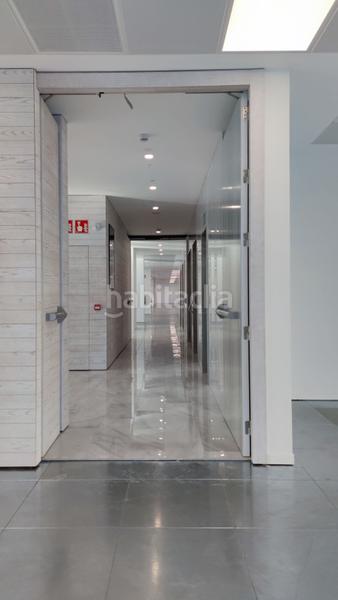 Foto 4ee54c79-8f3e-45b7-9563-d88395c73068. Rent office space with heating in Diagonal Mar i el Front Marítim del Poblenou Barcelona