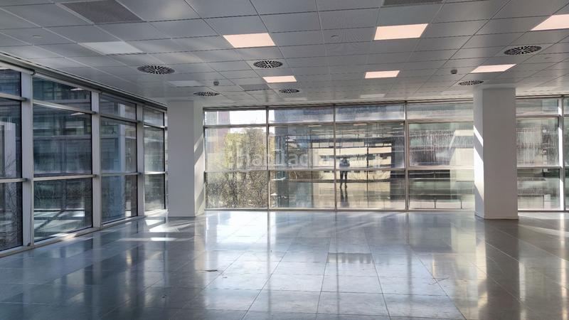 Foto 7a32c684-2102-4f9a-9da3-05c6709f458d. Rent office space with heating in Diagonal Mar i el Front Marítim del Poblenou Barcelona