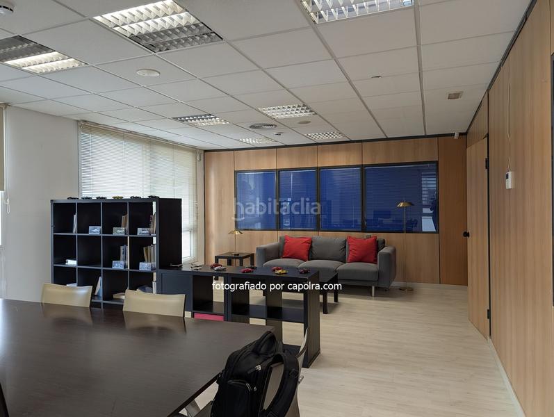 Foto 4fd627f8-e5e8-456a-9cf5-87254d04c083. Miete büro mit heizung in Mas Lluí - Els Miralls Sant Just Desvern