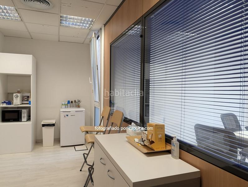 Foto 76054e04-cd52-4390-86f2-731e3508329d. Miete büro mit heizung in Mas Lluí - Els Miralls Sant Just Desvern