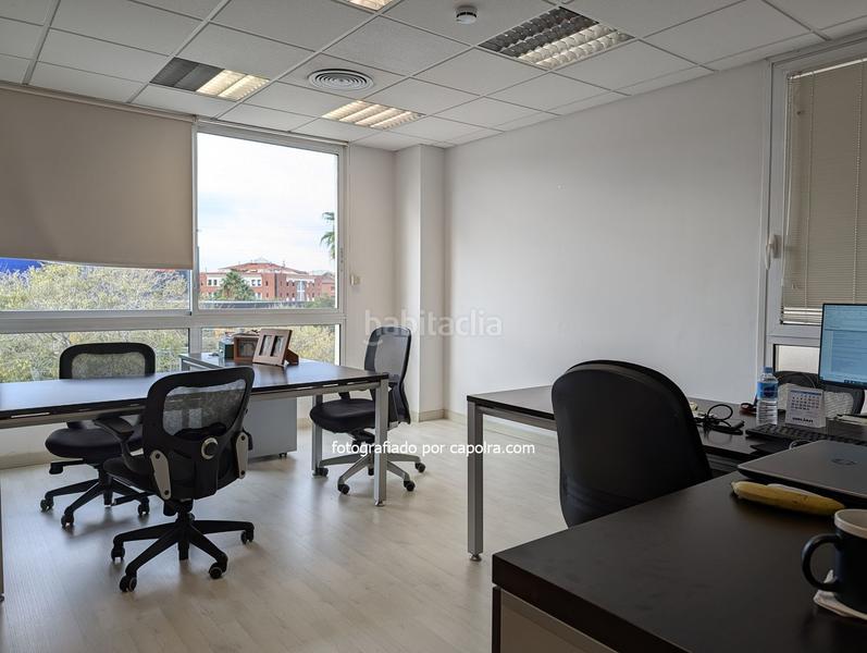 Foto 89ea346c-829b-4507-b968-045df7fa9ba9. Miete büro mit heizung in Mas Lluí - Els Miralls Sant Just Desvern