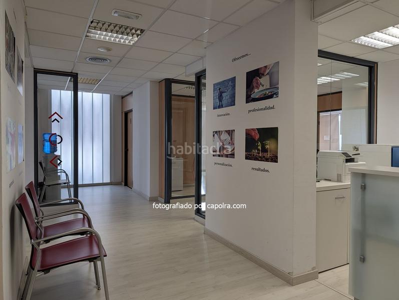 Foto 9da65482-2001-46e7-8c96-e578e086deae. Miete büro mit heizung in Mas Lluí - Els Miralls Sant Just Desvern