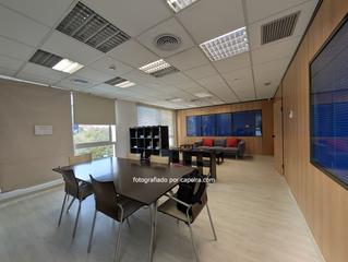 Office space in carretera Reial