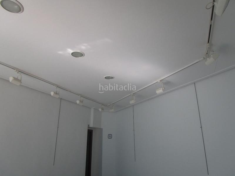 Foto e68a7f38-21b7-4740-8b98-3579e5d90a09. Local comercial en Nou Moles Valencia