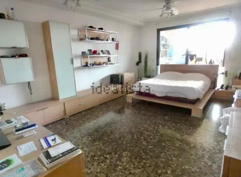 Foto d0a3aff2-cb54-4512-aa28-bafdf1be9d74. Dachwohnung mit parking in Barrio de Patraix Valencia