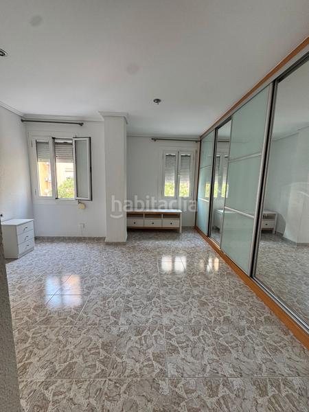 Foto aff260fb-476b-44e4-8680-bae7193eb4ec. Affitto appartamento in La Petxina Valencia