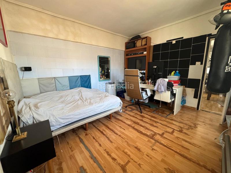 Foto 0ae6e873-4d06-4701-84d5-9e10ba897838. Piso en La Petxina Valencia