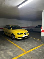 Parking coche en Barrio de Patraix