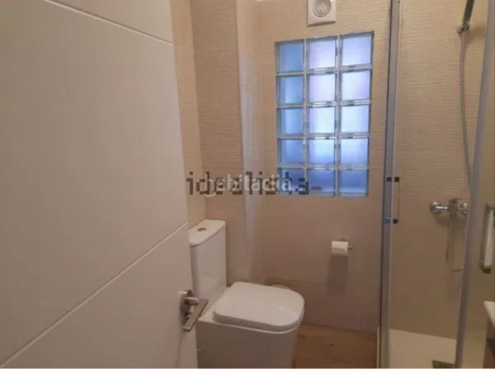 Foto f867fc86-9f7d-4fa6-b042-f9d80c4db097. Pis a Tres Forques Valencia