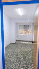 Lloguer Oficina  Carrer de bilbao. Oficinas - entresuelo- 80 m2 5 estancias ventanales dobles nuevo