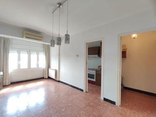Pis  De tudela. Piso con 3 habitaciones en avinguda tudela  manresa