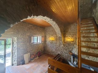 Miete Bauernhof in Fonollosa. Alquiler en un entorno tranquilo