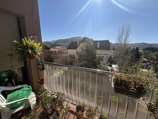 Appartamento  Carretera de balsareny. Vivienda de 4 dormitorios en centro de súria