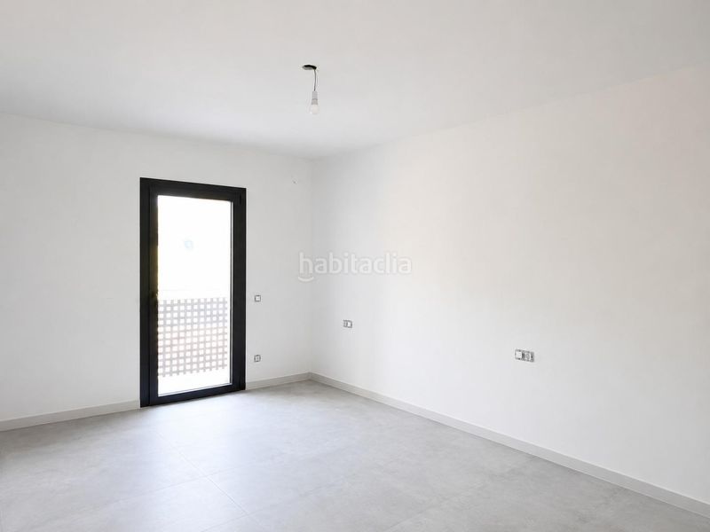 Foto f2a31ecf-024e-4bd5-8921-c06de88432a5. Casa amb calefacció aparcament a Calders