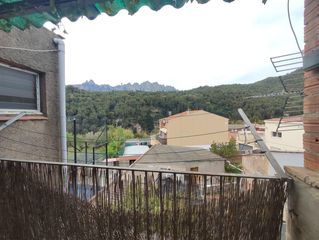 Maison à Castellbell i el Vilar. Oportunidad de compra de casa para reformar con vistas a montser
