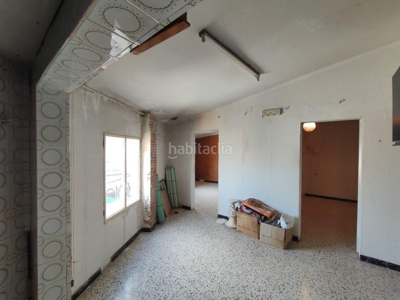 Foto 47380de8-63c0-4307-bd21-9ee30c1c25c8. Casa adosada casa para reformar con terraza, garaje y vistas a montserrat en Sant Joan de Vilatorrada