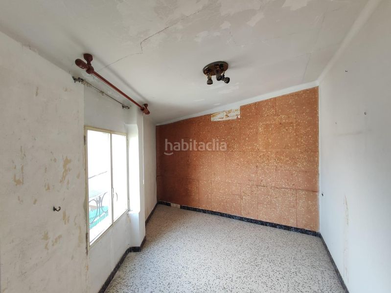Foto 5a4b61da-a59a-4a67-b870-4d008b708f9c. Casa adosada casa para reformar con terraza, garaje y vistas a montserrat en Sant Joan de Vilatorrada