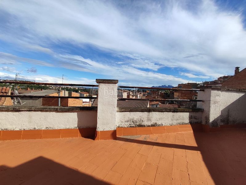 Foto 971894cf-5fd1-4ff6-aa19-42d9bef9cb12. Casa adosada casa para reformar con terraza, garaje y vistas a montserrat en Sant Joan de Vilatorrada