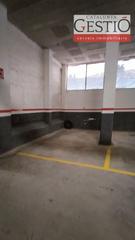 Parking voiture  Carrer casanova. En zona amplia y fácil aparcamiento