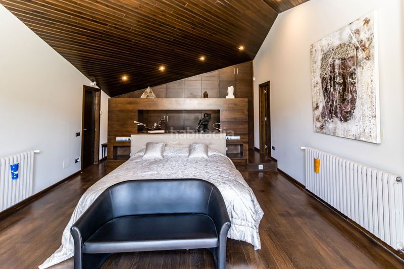 Foto 0c63a616-21a7-4eea-89b6-7a3ad46958bb. Chalet in urbanitzacio el pla 274 in Prats i Sansor