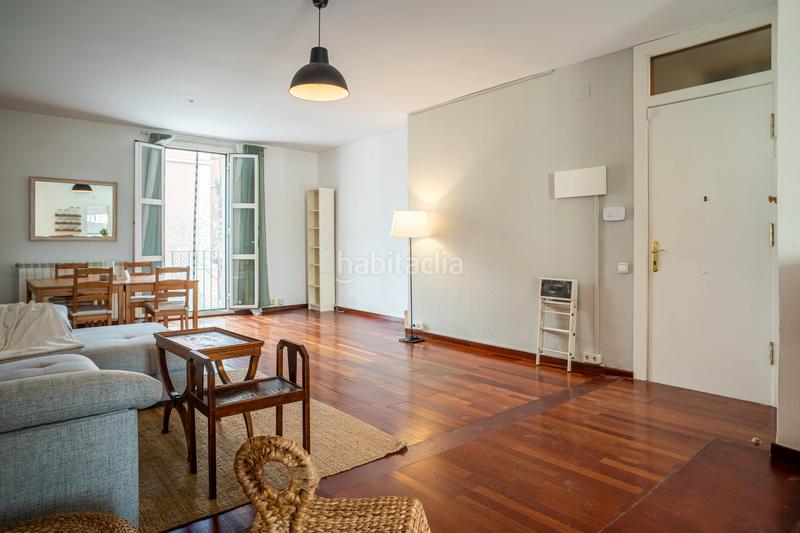 Foto 7fe6a1e6-dbeb-4ae7-bc60-07c9f019ab19. Duplex avec chauffage dans Centre Sabadell