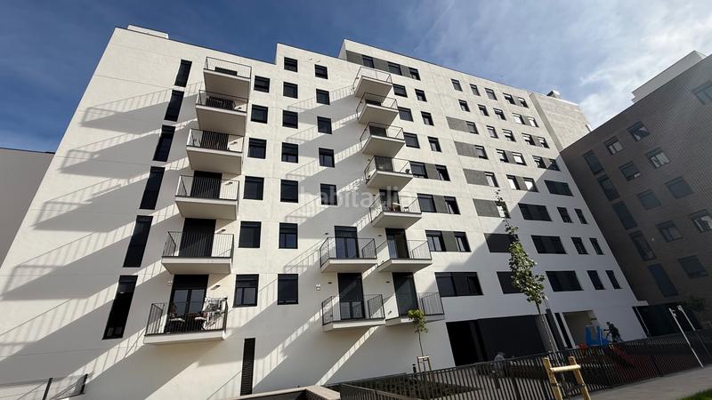 Foto 7b10cb8d-1417-42ad-8279-a70b23261439. Location appartement dans carrer de puig i cadafalch 19 dans Sabadell