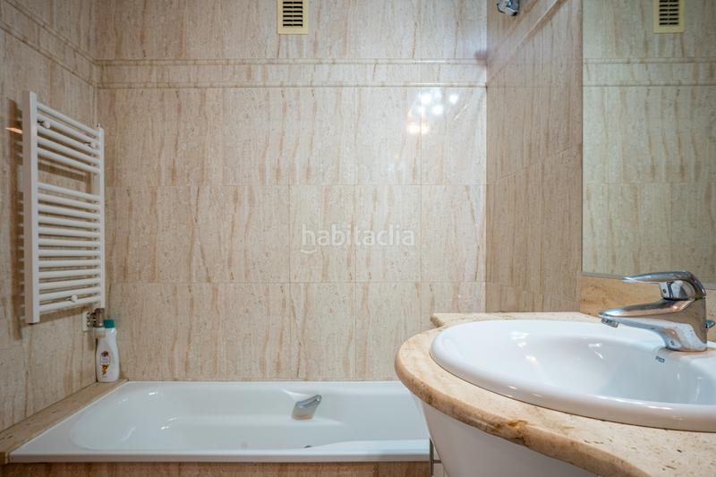 Foto 0cd9da35-fcf9-4c86-bbab-f98eb2c00951. Pis amb calefacció aparcament a Centre Sabadell