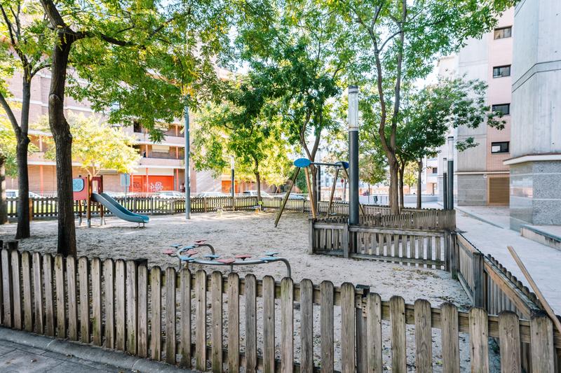 Foto e2484cd3-4937-47d7-abcc-ee78174342f4. Pis amb calefacció aparcament a Centre Sabadell