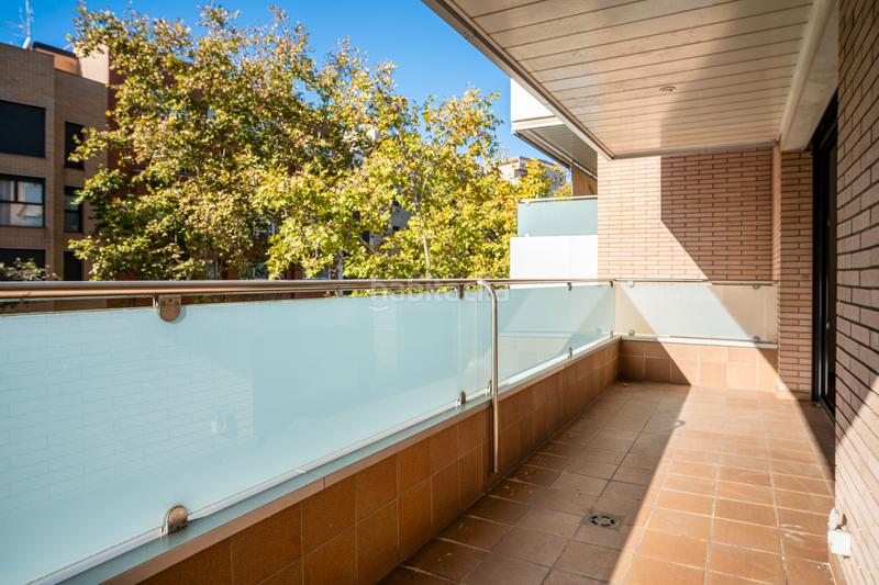 Foto e69bb4ca-2dcc-460e-bc47-5021bbe7ae87. Pis amb calefacció aparcament a Centre Sabadell