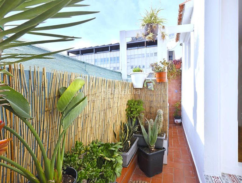 Piso ático, con mucho encanto en el Gòtic. en Gòtic Barcelona - Imagen 8